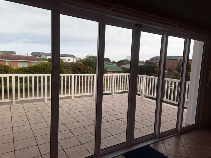 3 Bedroom Property for Sale in Franskraal Western Cape